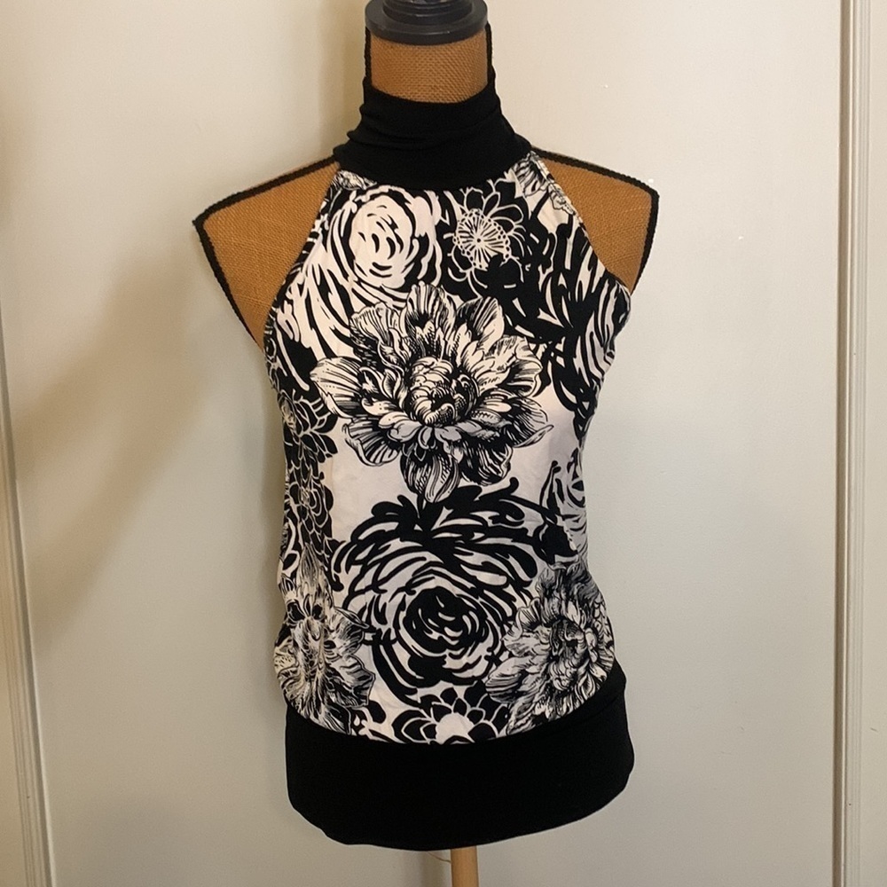 Black & White Floral Halter Top | Keyhole Back | Stretch Trim | Size Small
